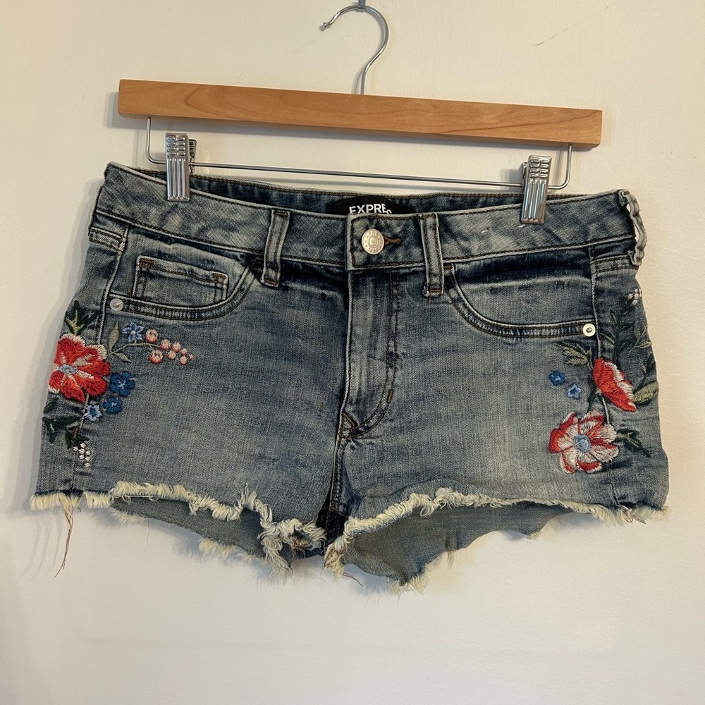 Express low rise relaxed shortie